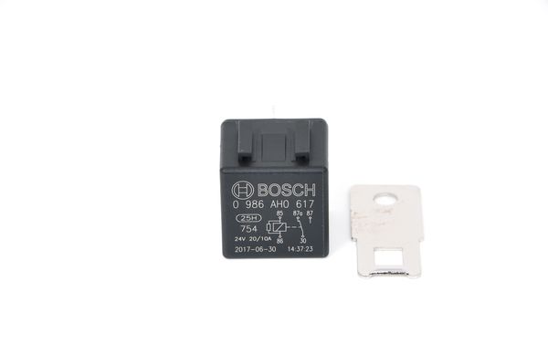 Bosch Relais 0 986 AH0 617